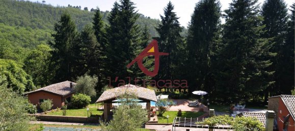 5 غرف نوم منزل في Pescia, Italy رقم 139929 11