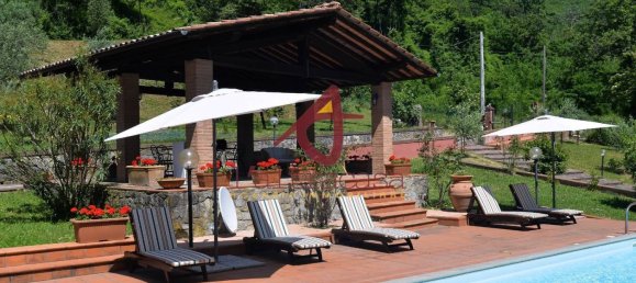 5 غرف نوم منزل في Pescia, Italy رقم 139929 9