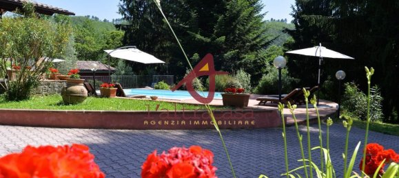 5 غرف نوم منزل في Pescia, Italy رقم 139929 6