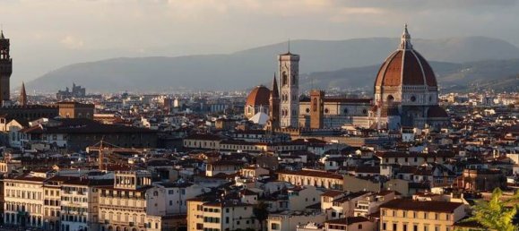 Здание с 20 спальнями в Флоренция, Италия № 35213 23