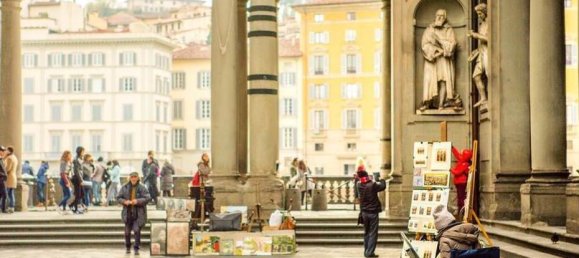 Здание с 20 спальнями в Флоренция, Италия № 35213 19