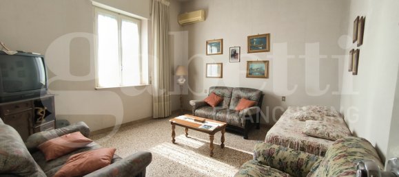 Квартира с 2 спальнями в Коркьяно, Италия № 77650 10