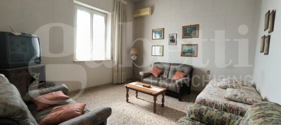 Квартира с 2 спальнями в Коркьяно, Италия № 77650 11