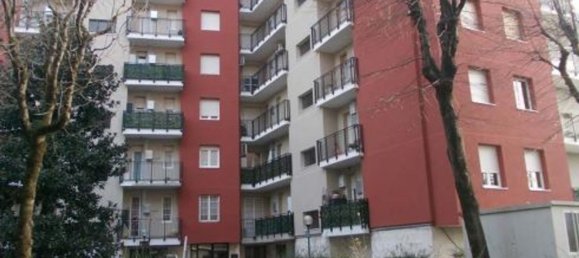 Квартира с 2 комнатами в Сан Донато Миланезе, Италия № 100201 3