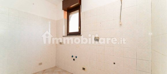 2 bedrooms Apartment in Turin, Italy No. 308448 16