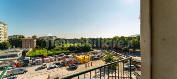 2 bedrooms Apartment in Turin, Italy No. 308448 25