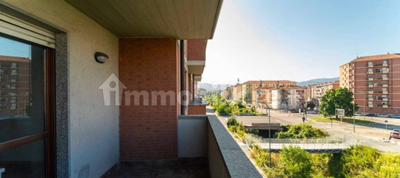 2 bedrooms Apartment in Turin, Italy No. 308448 32