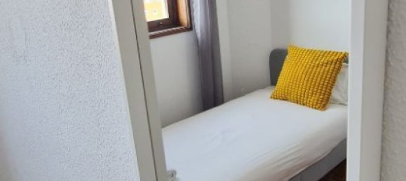 Apartamento de 4 dormitorios en Porto, Portugal No. 97344 17