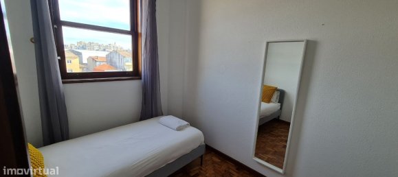 Apartamento de 4 dormitorios en Porto, Portugal No. 97344 18