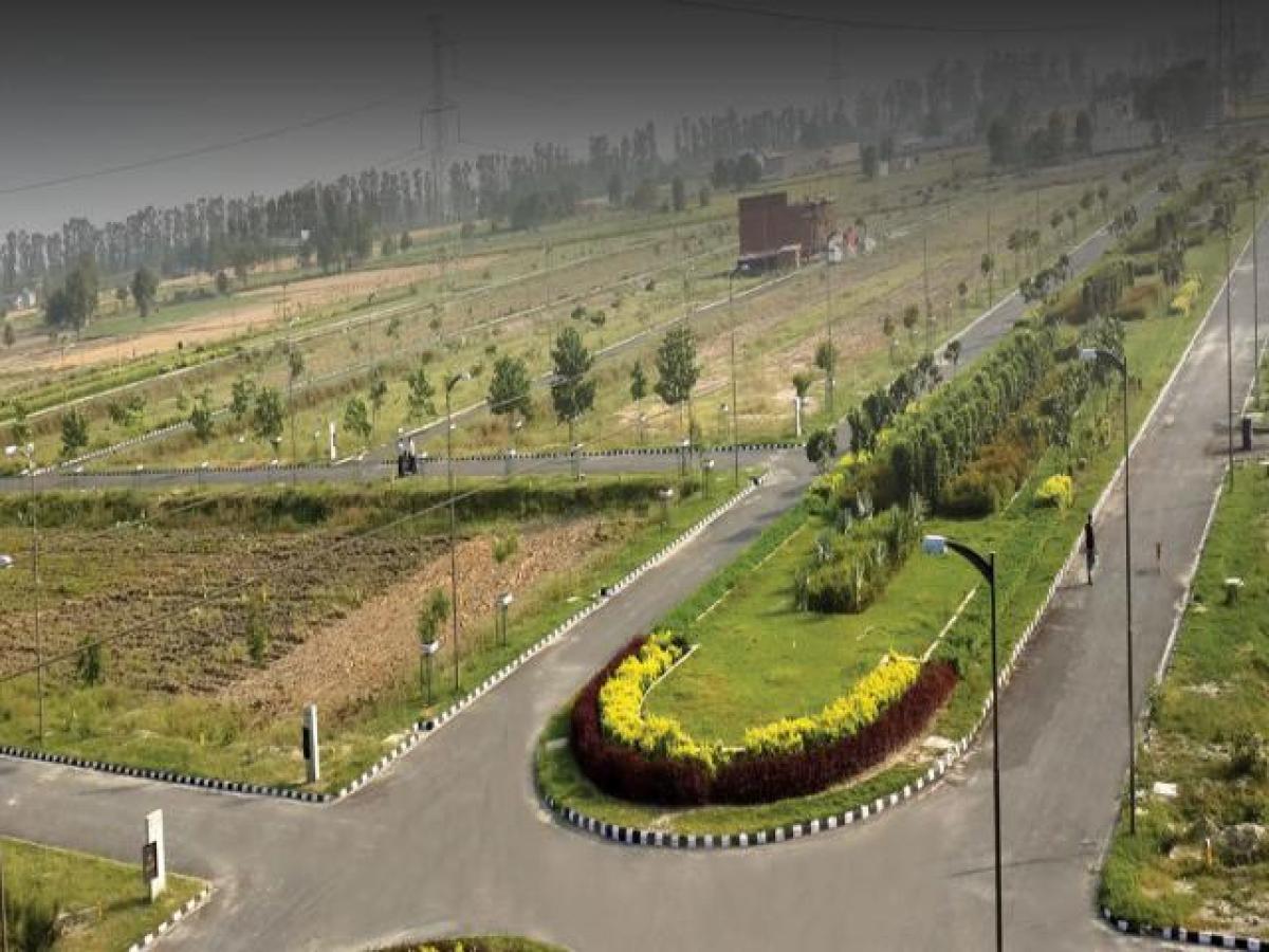  Land in Kolkata, India No. 32622