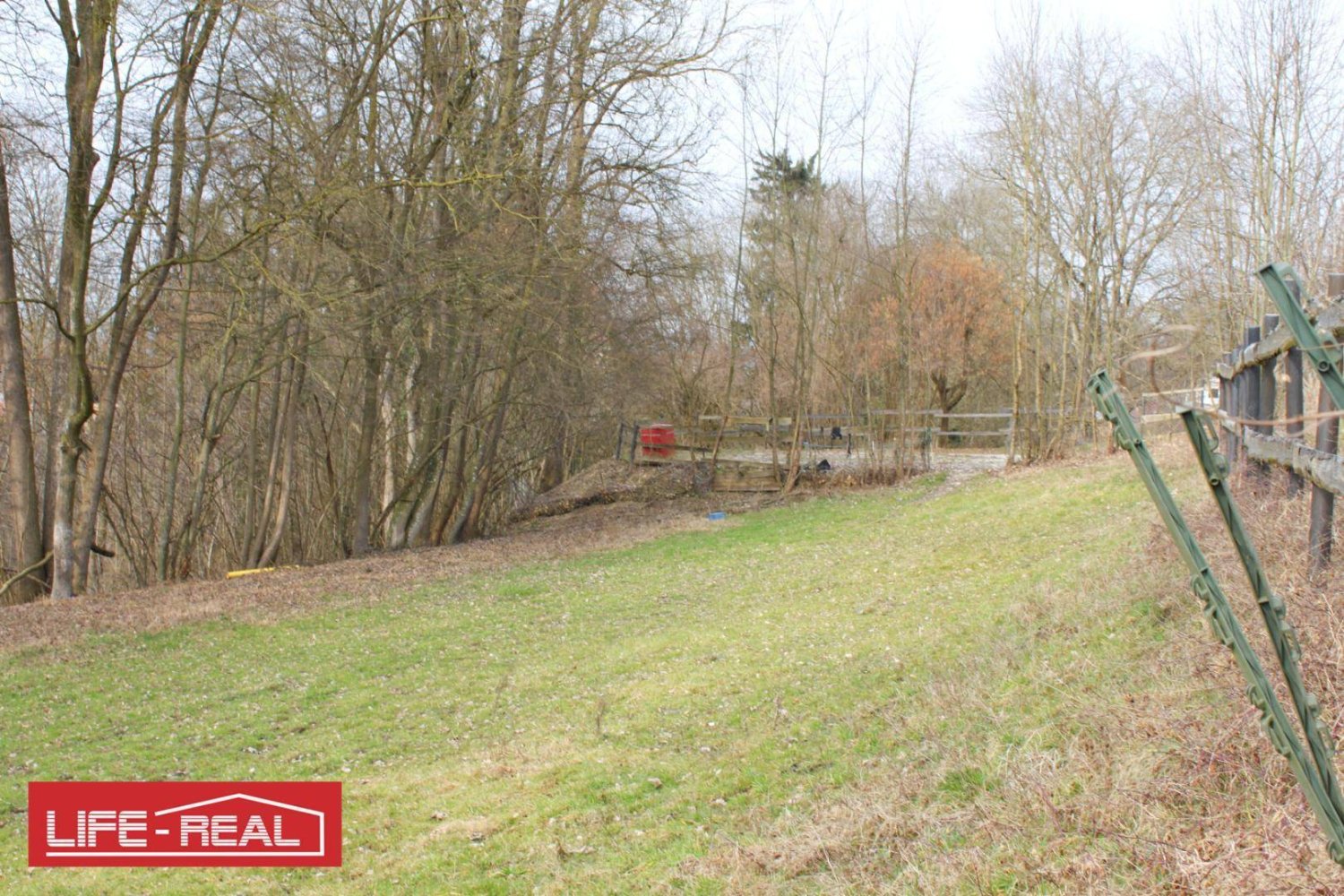 Grundstück in Wels, Austria 2234m², Nr. 86356