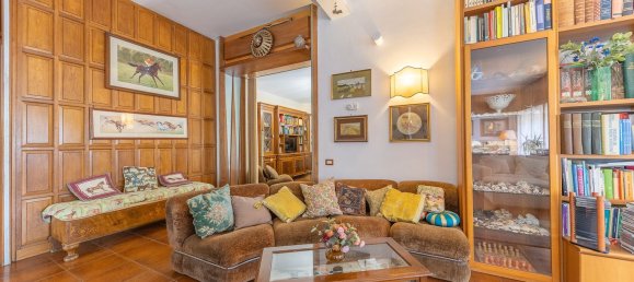 8 bedrooms Villa in Anzio, Italy No. 341131 3