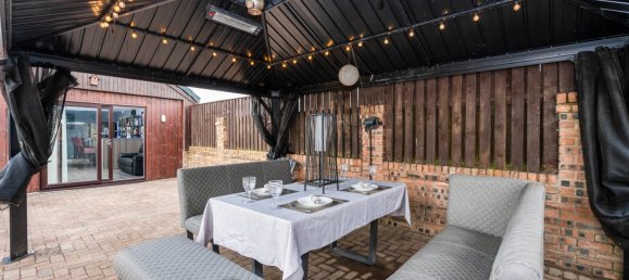 4 bedrooms House in Ormskirk, United Kingdom No. 1950 17