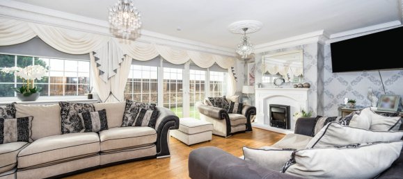 4 bedrooms House in Ormskirk, United Kingdom No. 1950 5
