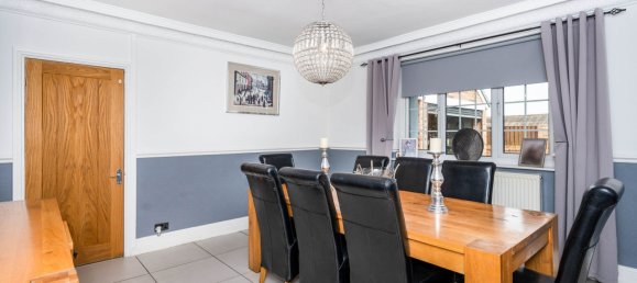 4 bedrooms House in Ormskirk, United Kingdom No. 1950 7