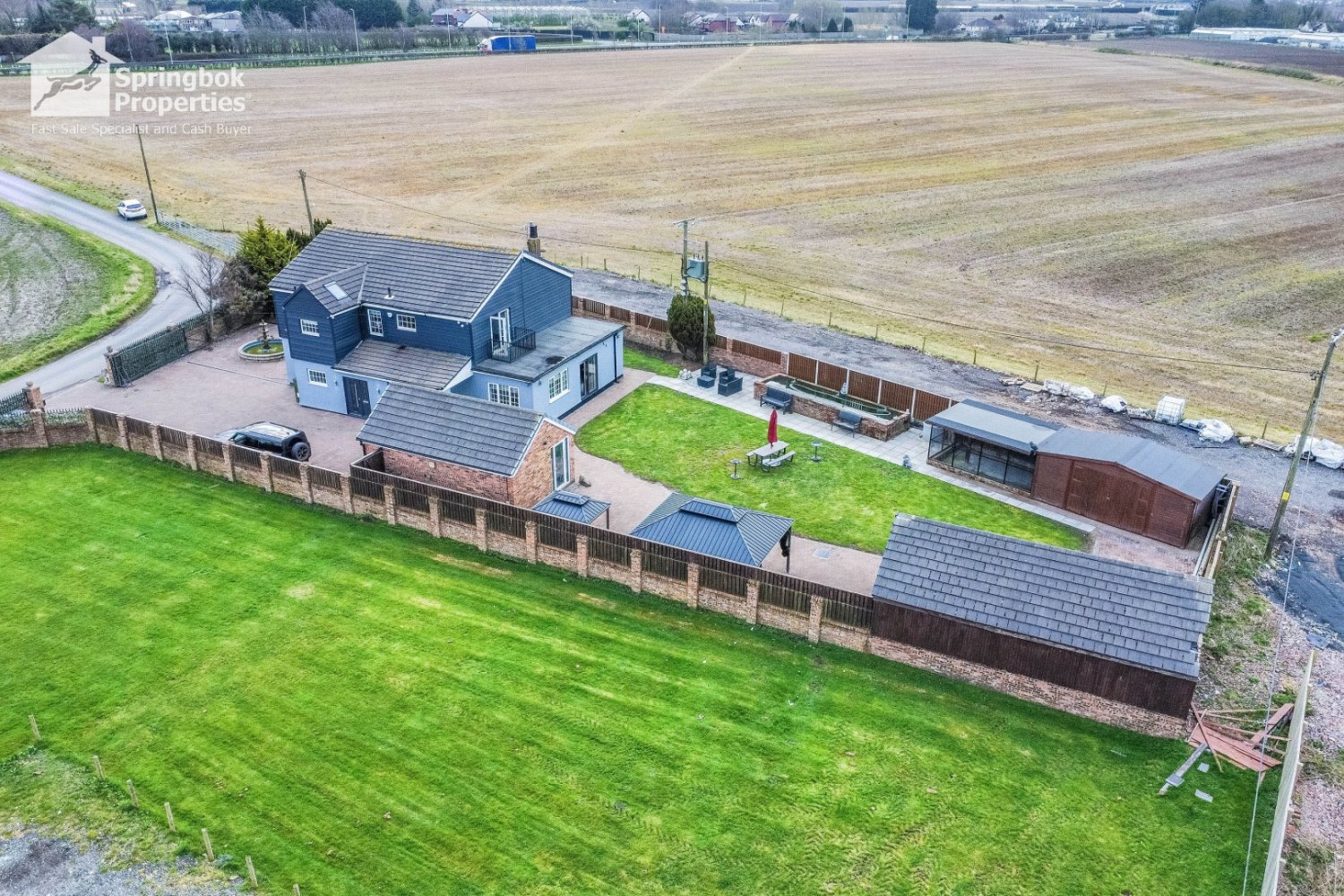 4 bedrooms House in Ormskirk, United Kingdom No. 1950