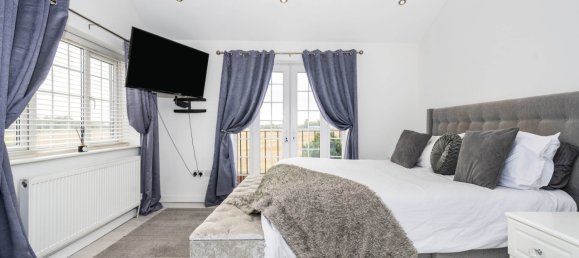 4 bedrooms House in Ormskirk, United Kingdom No. 1950 14