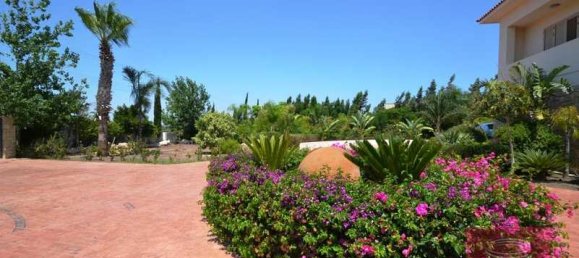 6 bedrooms Villa in Protaras, Cyprus No. 15793 2