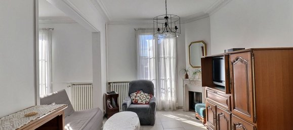 3 Schlafzimmer Haus in Vitry-sur-Seine, France, Nr. 182239 6