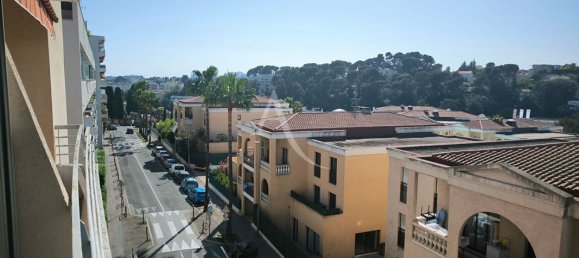 1 bedroom Apartment in Le Cannet, France No. 336895 8