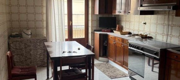 Квартира с 6 спальнями в Лентини, Италия № 155989 2