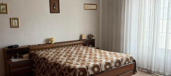 Квартира с 6 спальнями в Лентини, Италия № 155989 3