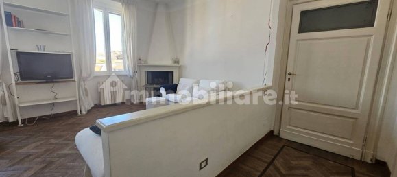 1 bedroom Apartment in Milan, Italy No. 332205 3