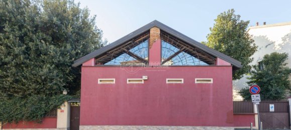 Villa T3 em Milan, Italy N.º 244272 3