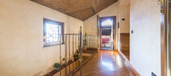 Villa T3 em Milan, Italy N.º 244272 2