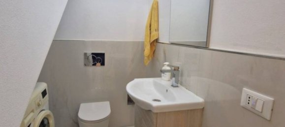 3 bedrooms House in Viareggio, Italy No. 179054 6