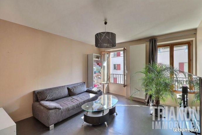 Escritório em Vaux-sur-Seine, France 83 m² N.º 279280