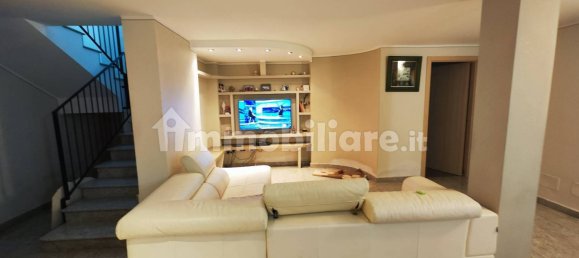 Вилла с 5 спальнями в Кадео, Италия № 74912 22