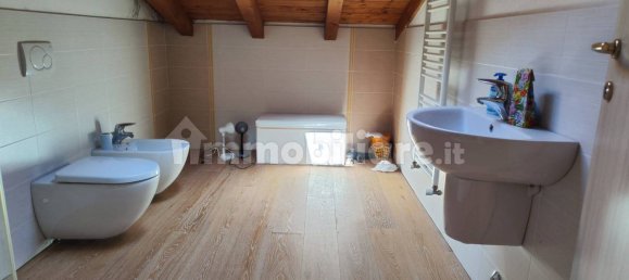 Вилла с 5 спальнями в Кадео, Италия № 74912 19