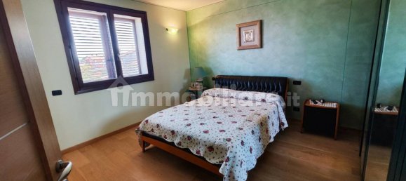 Вилла с 5 спальнями в Кадео, Италия № 74912 9