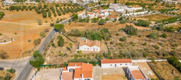 Casa de 3 dormitorios en Guia, Portugal No. 141658 42