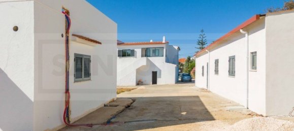 Casa de 3 dormitorios en Guia, Portugal No. 141658 24