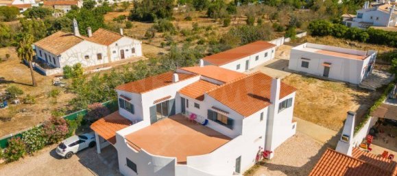 Casa de 3 dormitorios en Guia, Portugal No. 141658 22