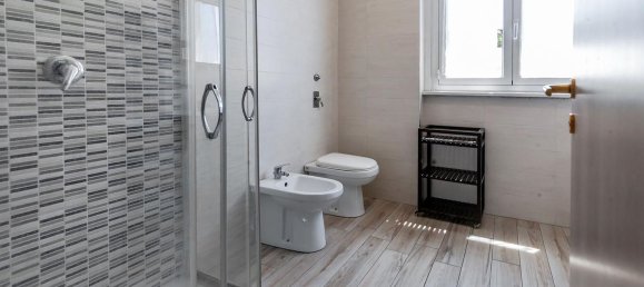 3 rooms Apartment in Milan, Italy No. 336928 20