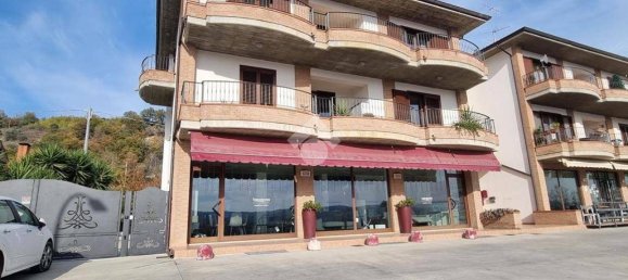 3 Schlafzimmer Wohnung in Notaresco, Italy, Nr. 345334 23