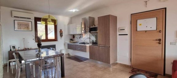 3 Schlafzimmer Wohnung in Notaresco, Italy, Nr. 345334 3