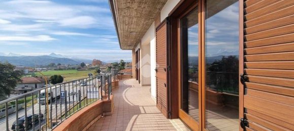 3 Schlafzimmer Wohnung in Notaresco, Italy, Nr. 345334 8