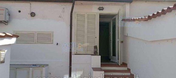 7 rooms Apartment in Portoferraio, Italy No. 41735 8
