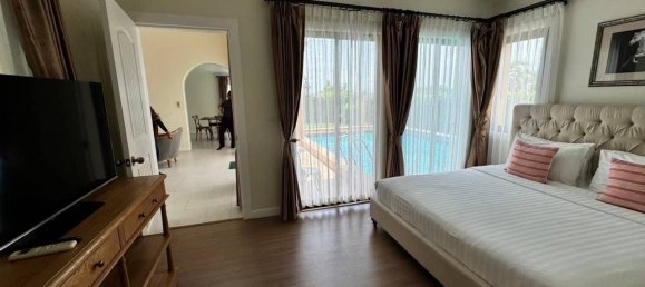 Villa de 3 dormitorios en Pattaya, Thailand No. 64769 5