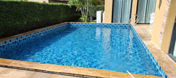 Villa de 3 dormitorios en Pattaya, Thailand No. 64769 13