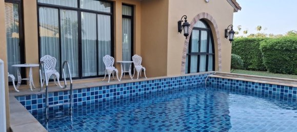 Villa de 3 dormitorios en Pattaya, Thailand No. 64769 11