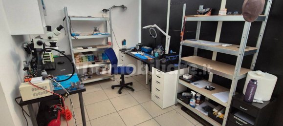 50m² Commercial property in Rome, Italy No. 348422 3