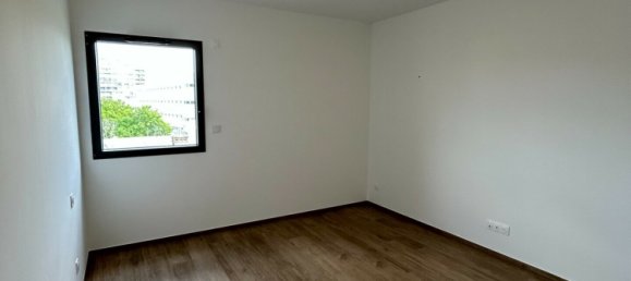 Apartamento de 2 dormitorios en Montelimar, France No. 300890 7