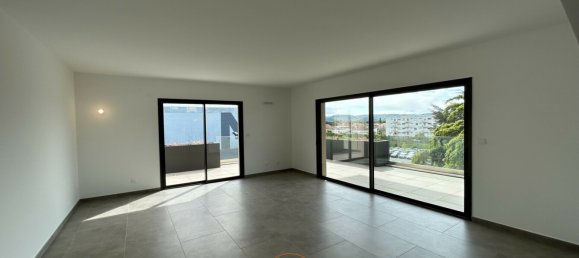 Apartamento de 2 dormitorios en Montelimar, France No. 300890 3