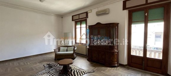 4 bedrooms Apartment in Massa, Italy No. 70892 10