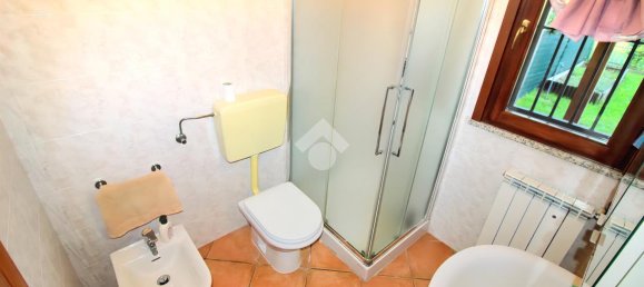 Дом с 4 комнатами в Брешелло, Италия № 14960 9